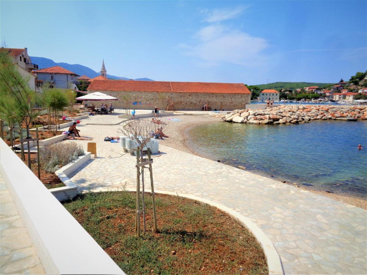 Apartments Skrivaneli Елса Экстерьер фото