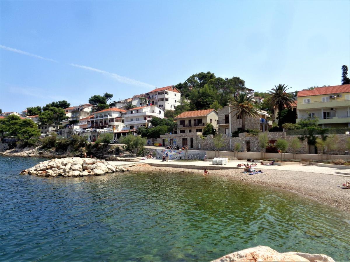 Apartments Skrivaneli Елса Экстерьер фото